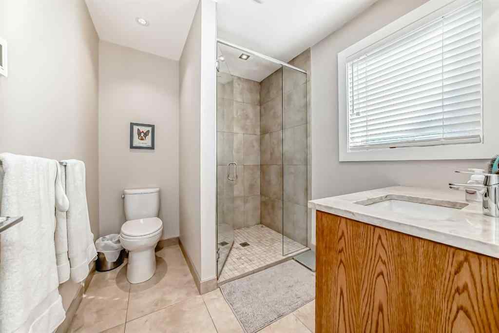 MLS® A2255976 - 2712 32 Avenue SW in Richmond Calgary, Residential