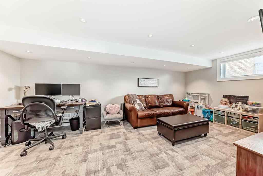 MLS® A2255976 - 2712 32 Avenue SW in Richmond Calgary, Residential