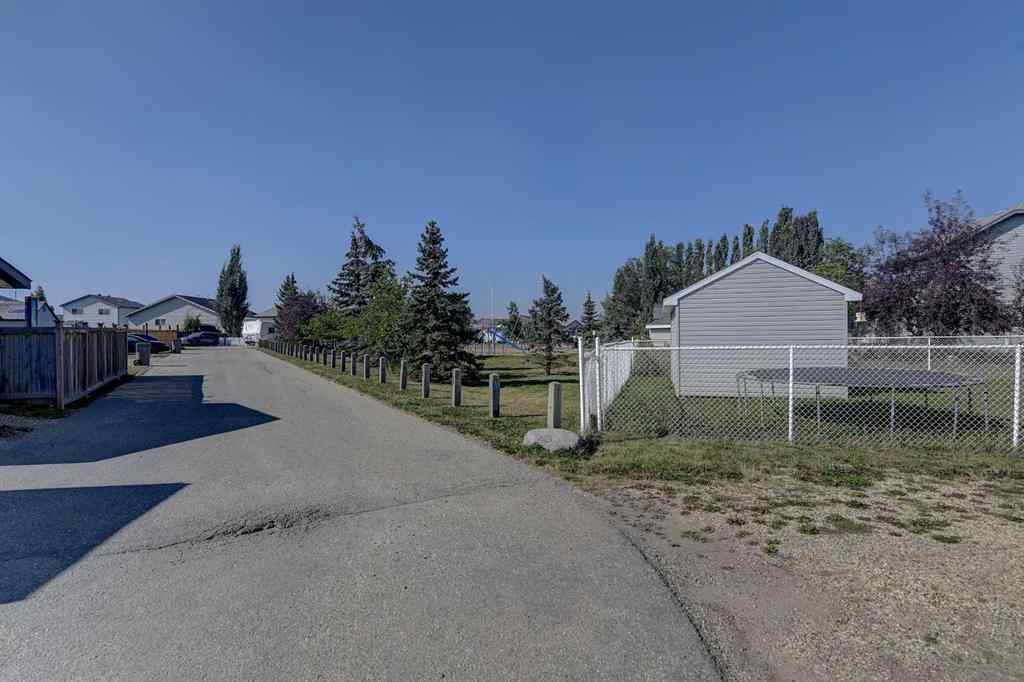 MLS® A2255980 - 9339 131 Avenue  in Lakeland Grande Prairie, Residential
