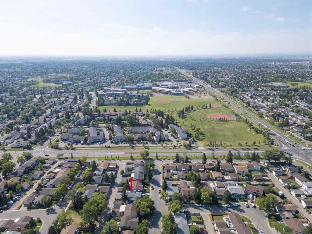 MLS® A2255982 - 220 Temple Close NE in Temple Calgary, Residential