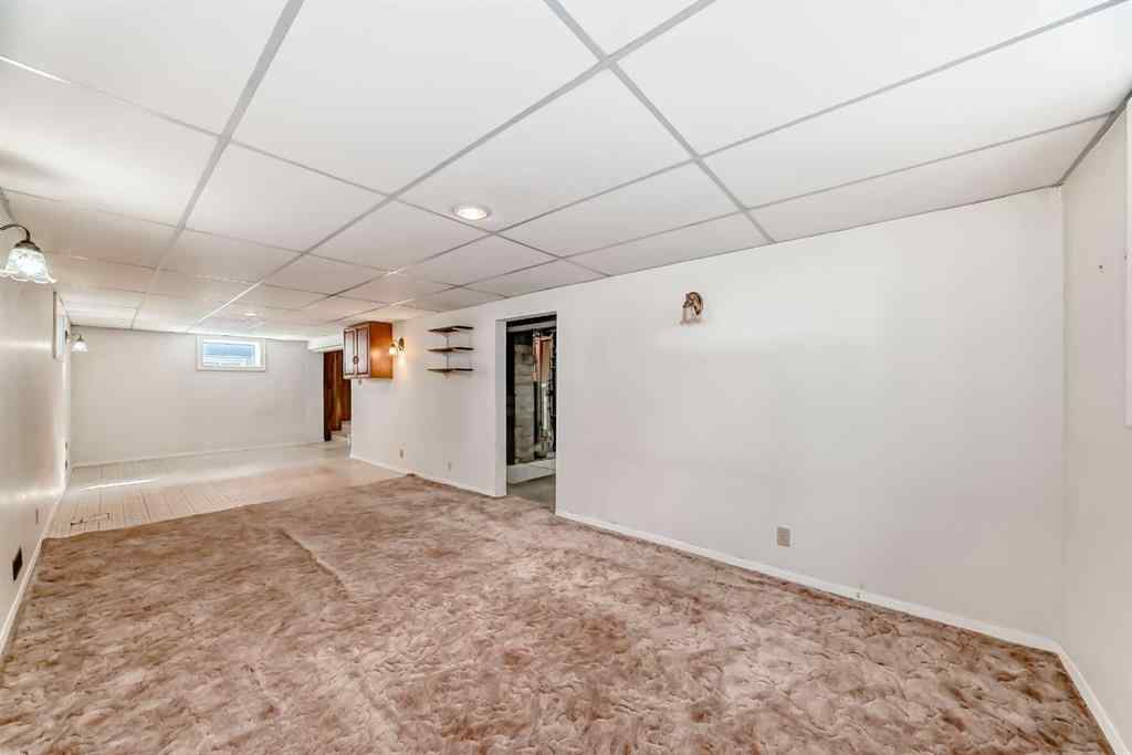 MLS® A2255983 - 1127 15 Avenue NE in Renfrew Calgary, Residential