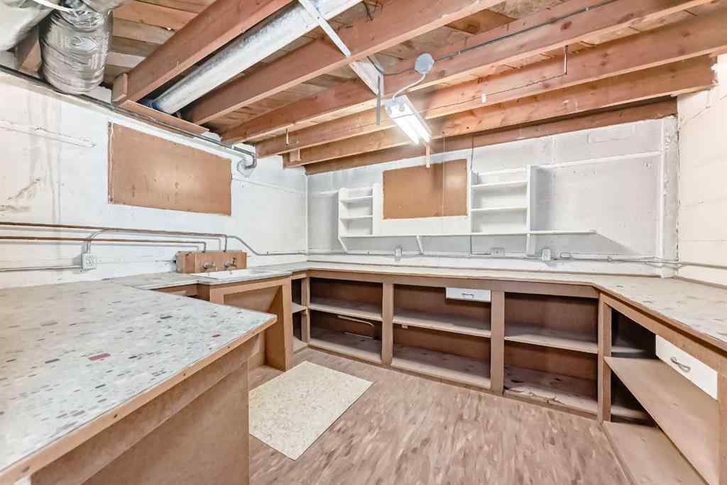 MLS® A2255983 - 1127 15 Avenue NE in Renfrew Calgary, Residential