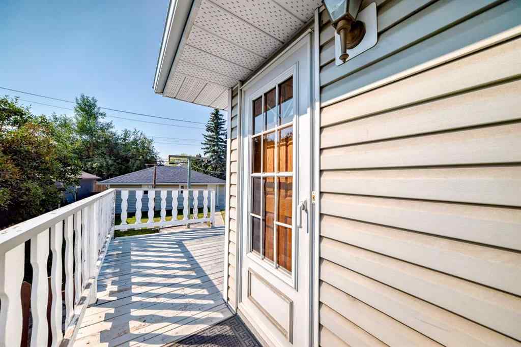 MLS® A2255983 - 1127 15 Avenue NE in Renfrew Calgary, Residential