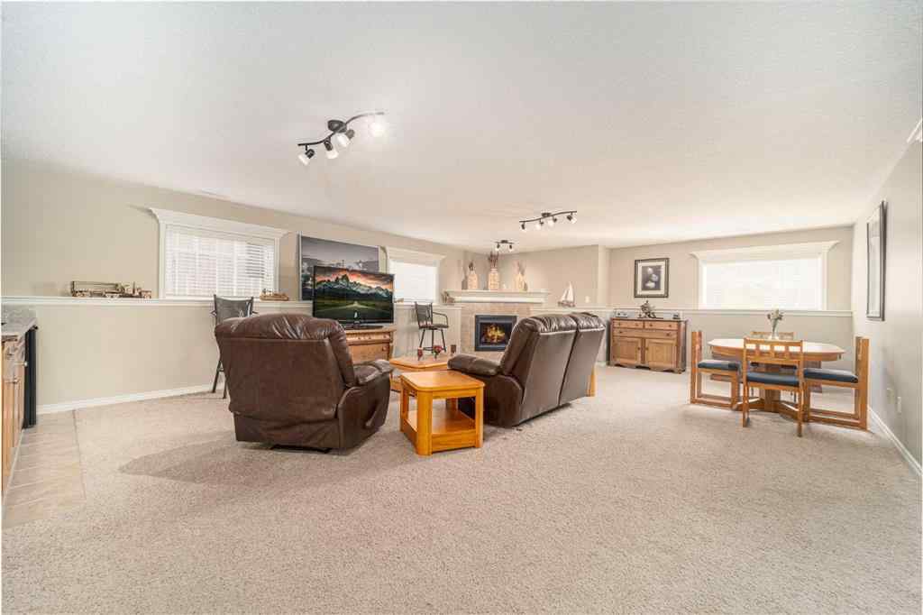 MLS® A2255988 - 189 Grizzly Terrace N in Uplands Lethbridge, Residential
