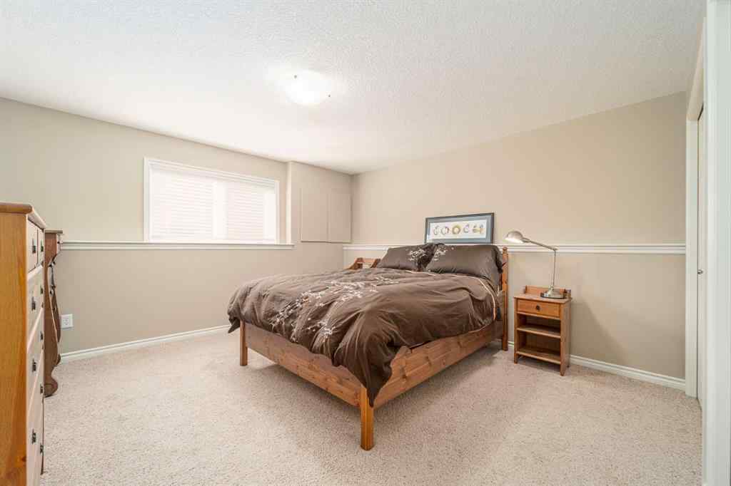MLS® A2255988 - 189 Grizzly Terrace N in Uplands Lethbridge, Residential