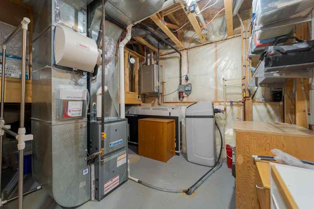 MLS® A2255988 - 189 Grizzly Terrace N in Uplands Lethbridge, Residential