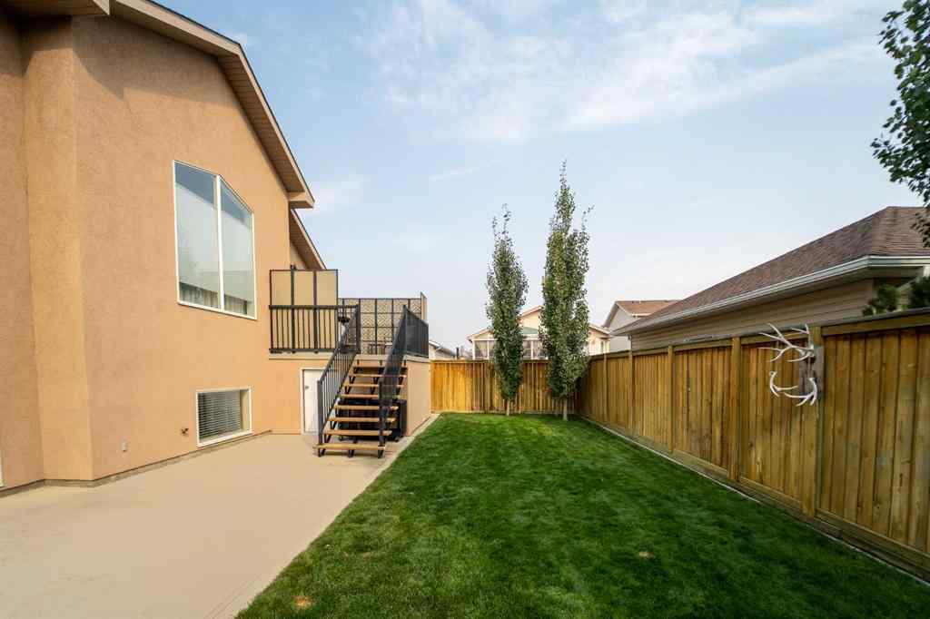 MLS® A2255988 - 189 Grizzly Terrace N in Uplands Lethbridge, Residential