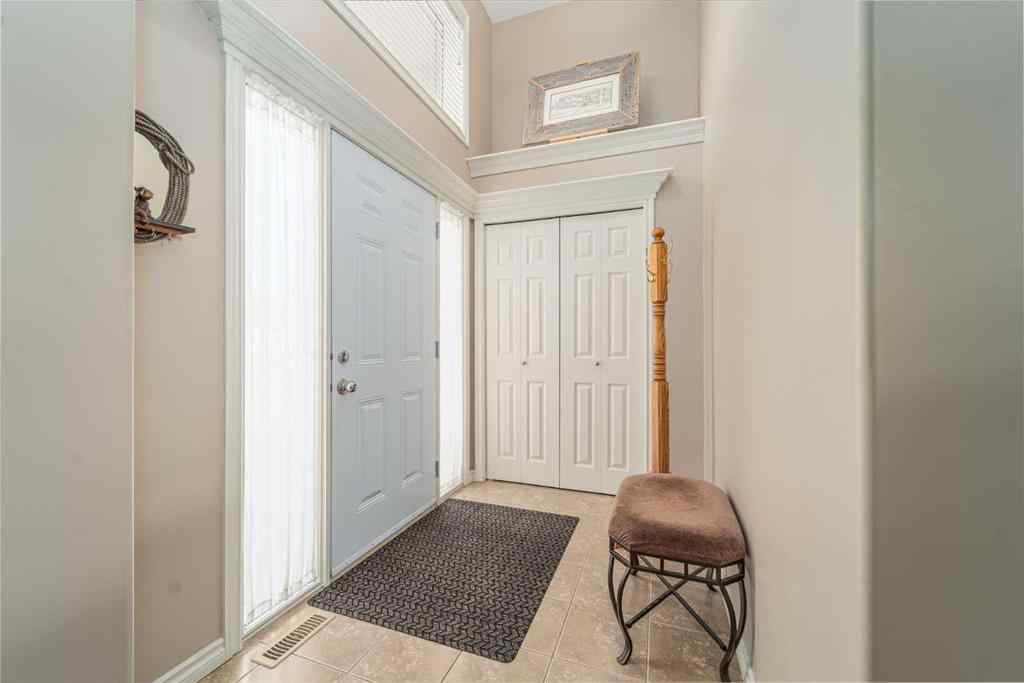 MLS® A2255988 - 189 Grizzly Terrace N in Uplands Lethbridge, Residential