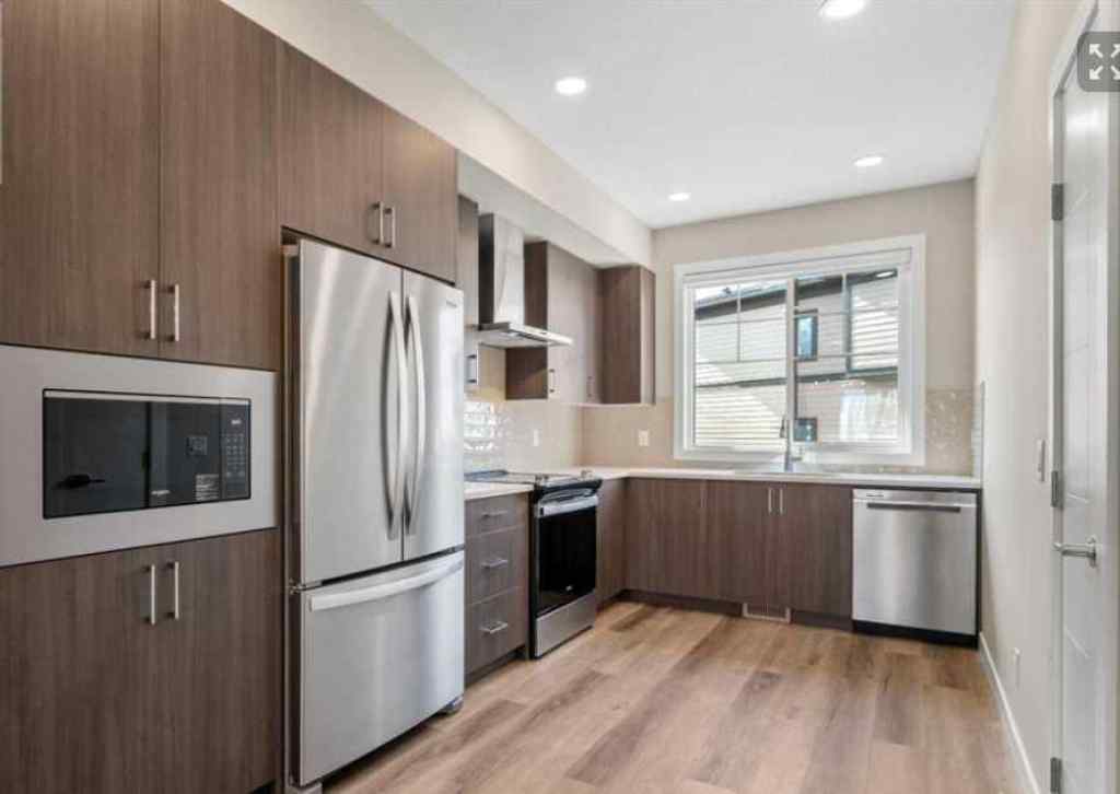 MLS® A2255989 - Unit #72 285 Chelsea Court  in Chelsea_CH Chestermere, Residential