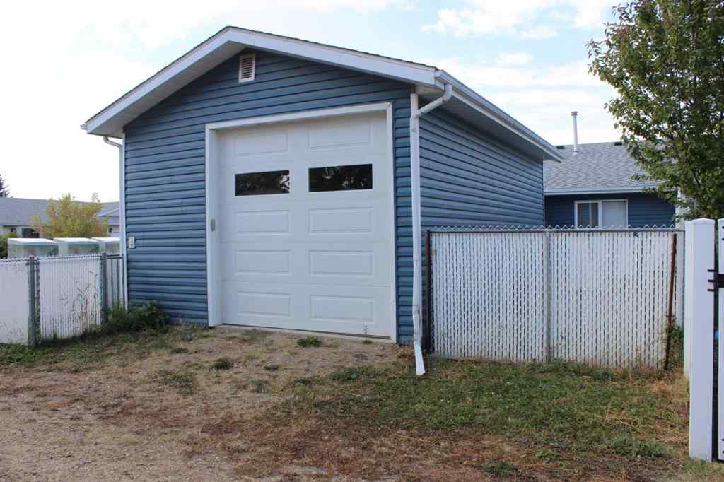 MLS® A2255992 - 202 Ebert Close W in Eastview Estates Red Deer, Residential