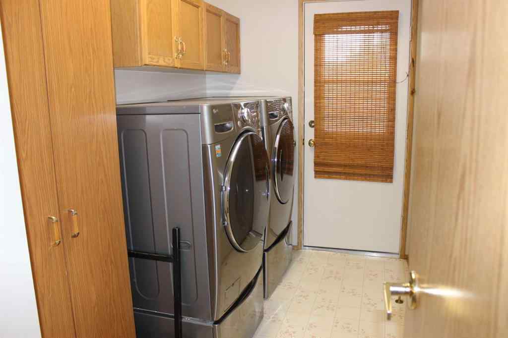 MLS® A2255992 - 202 Ebert Close W in Eastview Estates Red Deer, Residential