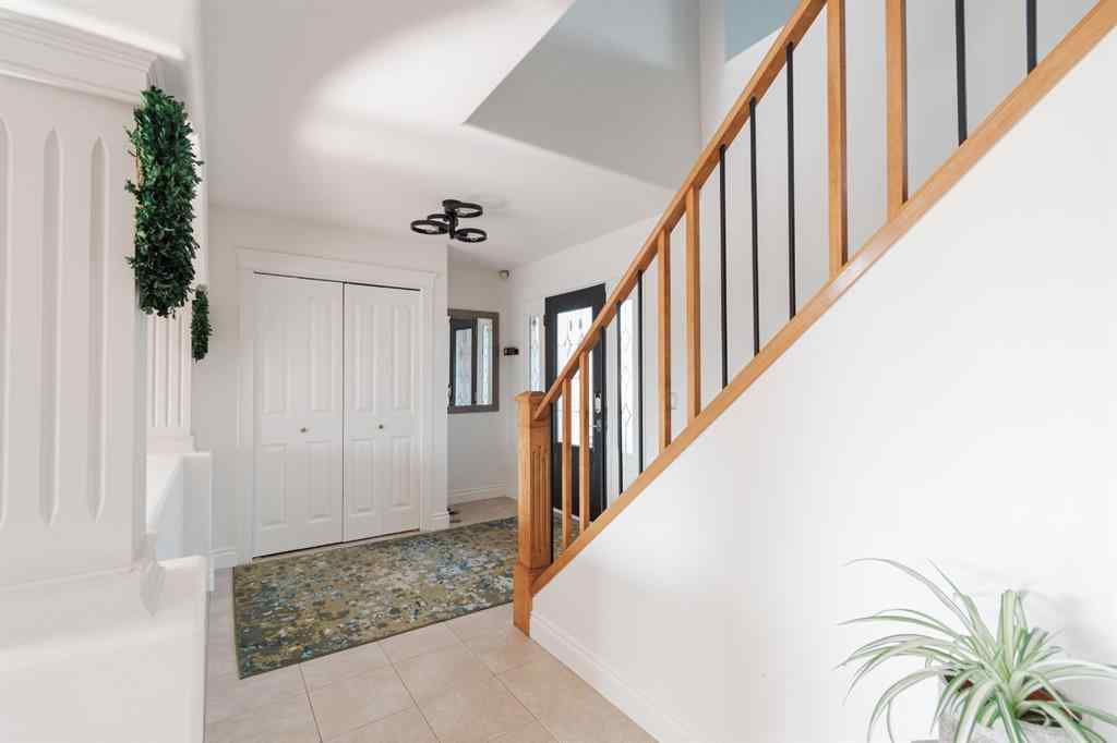 MLS® A2255995 - 223 Rattlepan Creek Crescent  in Timberlea Fort McMurray, Residential