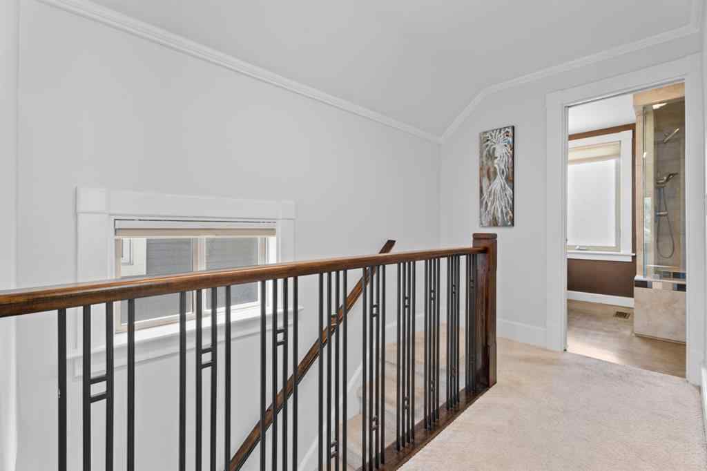 MLS® A2255996 - 810 3 Avenue NW in Sunnyside Calgary, Residential