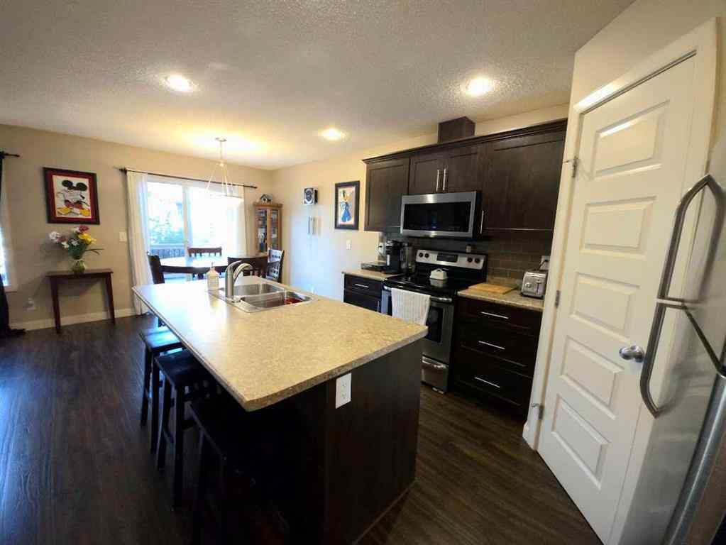 MLS® A2255998 - 1694 Cunningham Way SW in Callaghan Edmonton, Residential