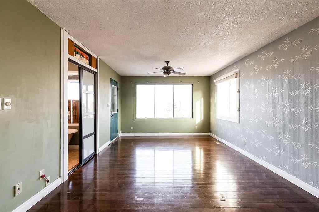 MLS® A2256002 - 176 1 Street SW in SW Hill Medicine Hat, Residential