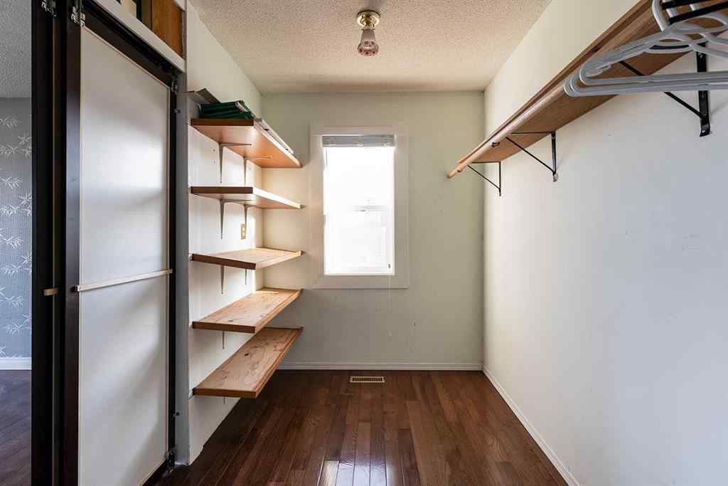 MLS® A2256002 - 176 1 Street SW in SW Hill Medicine Hat, Residential