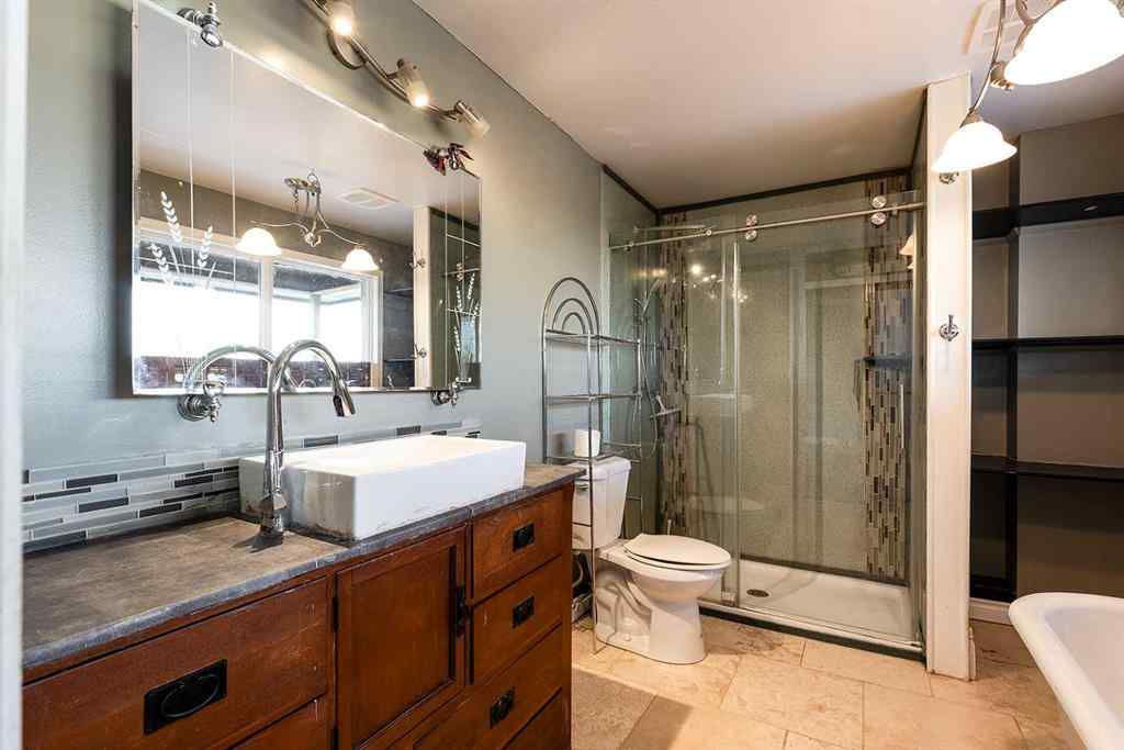 MLS® A2256002 - 176 1 Street SW in SW Hill Medicine Hat, Residential