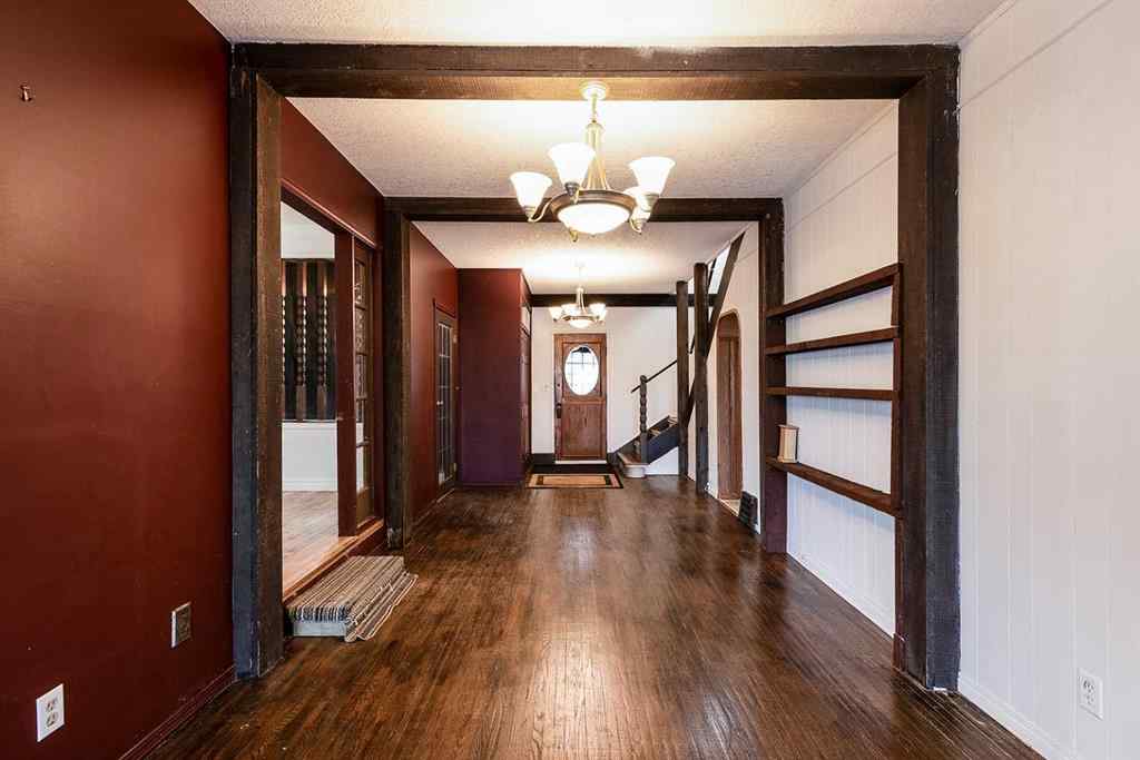 MLS® A2256002 - 176 1 Street SW in SW Hill Medicine Hat, Residential