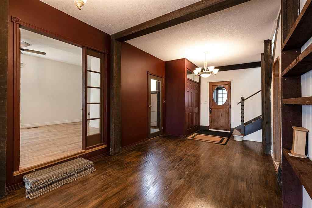 MLS® A2256002 - 176 1 Street SW in SW Hill Medicine Hat, Residential