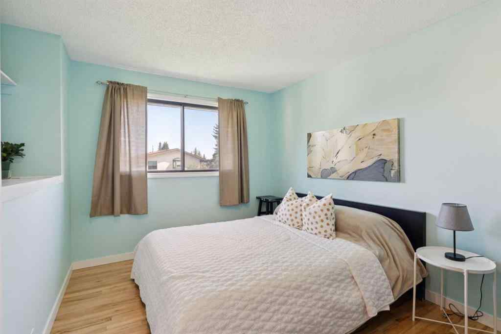 MLS® A2256005 - 14 Glenhill Crescent  in Glenbow Cochrane, Residential