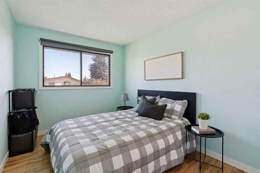 MLS® A2256005 - 14 Glenhill Crescent  in Glenbow Cochrane, Residential