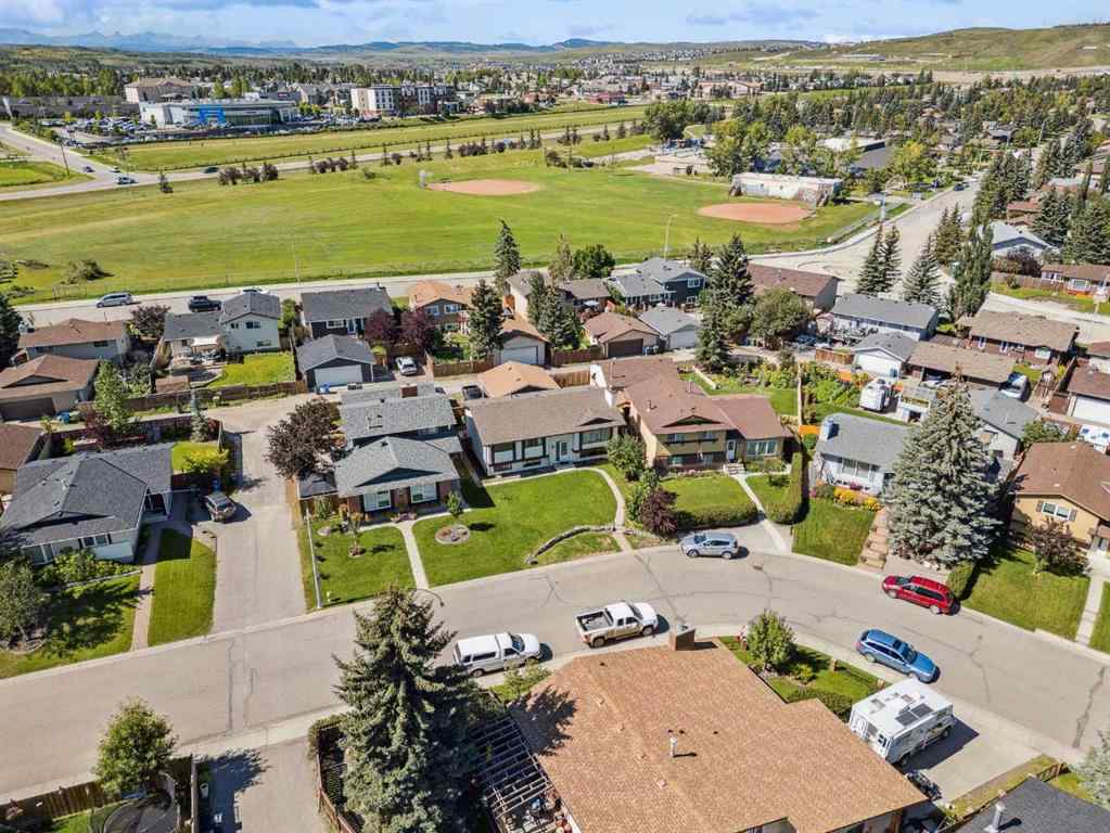 MLS® A2256005 - 14 Glenhill Crescent  in Glenbow Cochrane, Residential