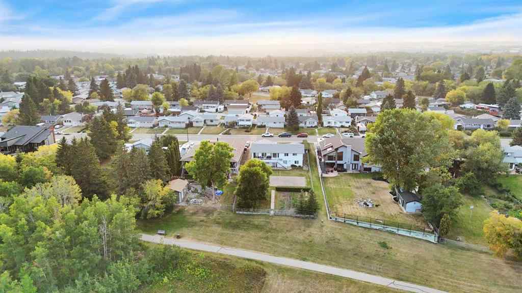 MLS® A2256006 - 83 Oberlin Avenue  in Oriole Park Red Deer, Residential