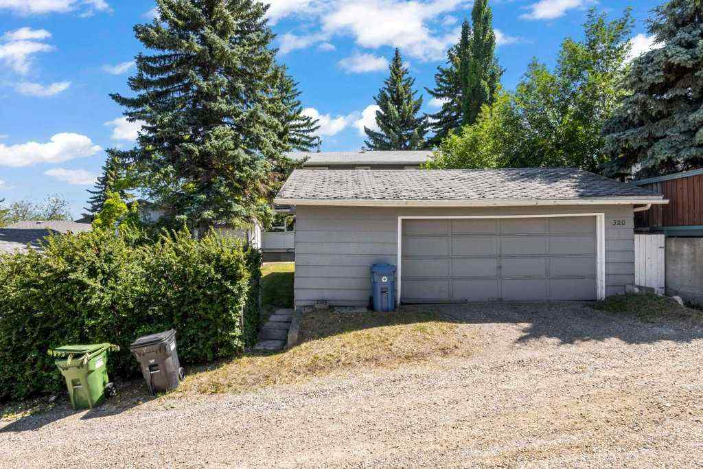 MLS® A2256008 - 320 Parkridge Way SE in Parkland Calgary, Residential