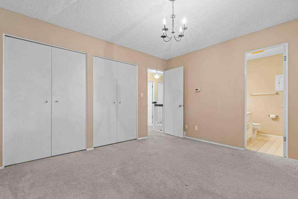 MLS® A2256008 - 320 Parkridge Way SE in Parkland Calgary, Residential