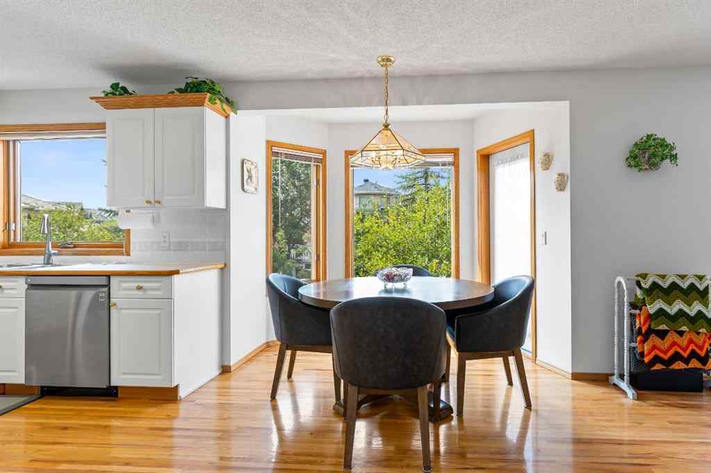 MLS® A2256011 - 102 Hampstead Close NW in Hamptons Calgary, Residential
