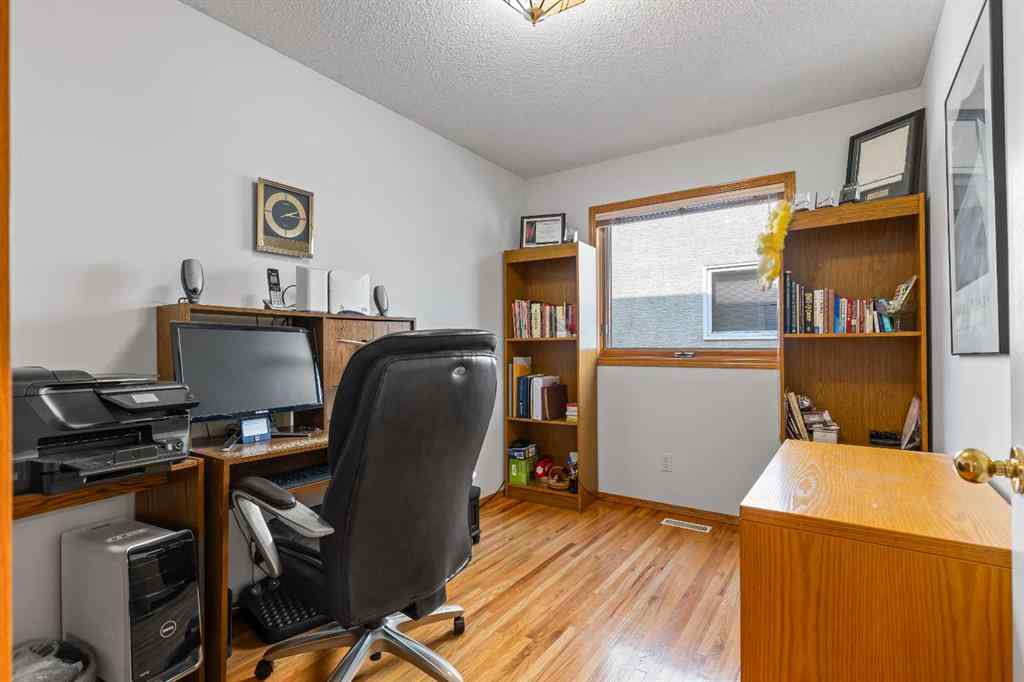 MLS® A2256011 - 102 Hampstead Close NW in Hamptons Calgary, Residential