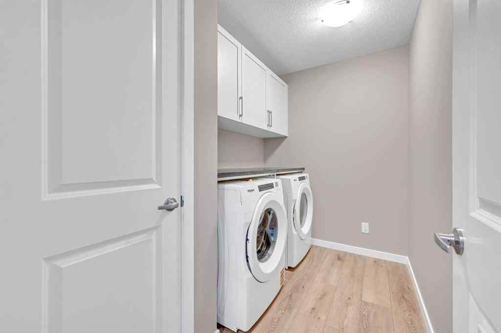 MLS® A2256013 - 152 Wolf Hollow Manor SE in Wolf Willow Calgary, Residential