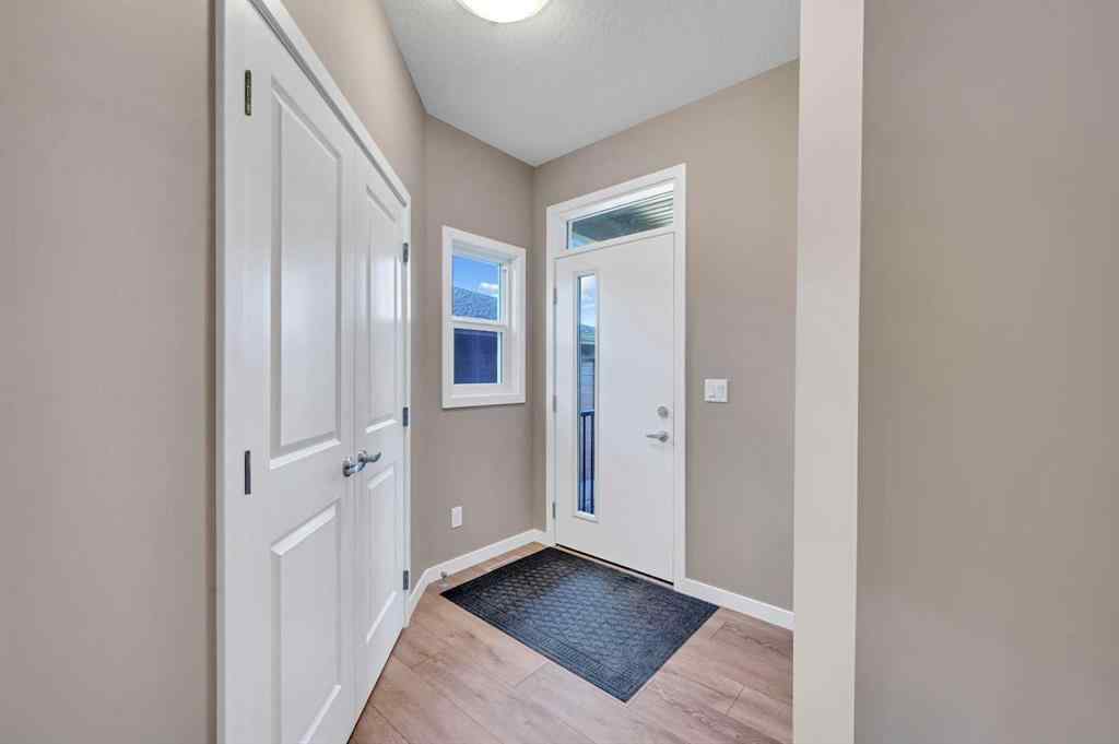 MLS® A2256013 - 152 Wolf Hollow Manor SE in Wolf Willow Calgary, Residential