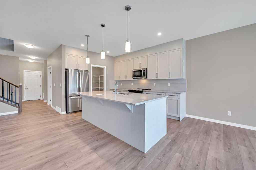 MLS® A2256013 - 152 Wolf Hollow Manor SE in Wolf Willow Calgary, Residential