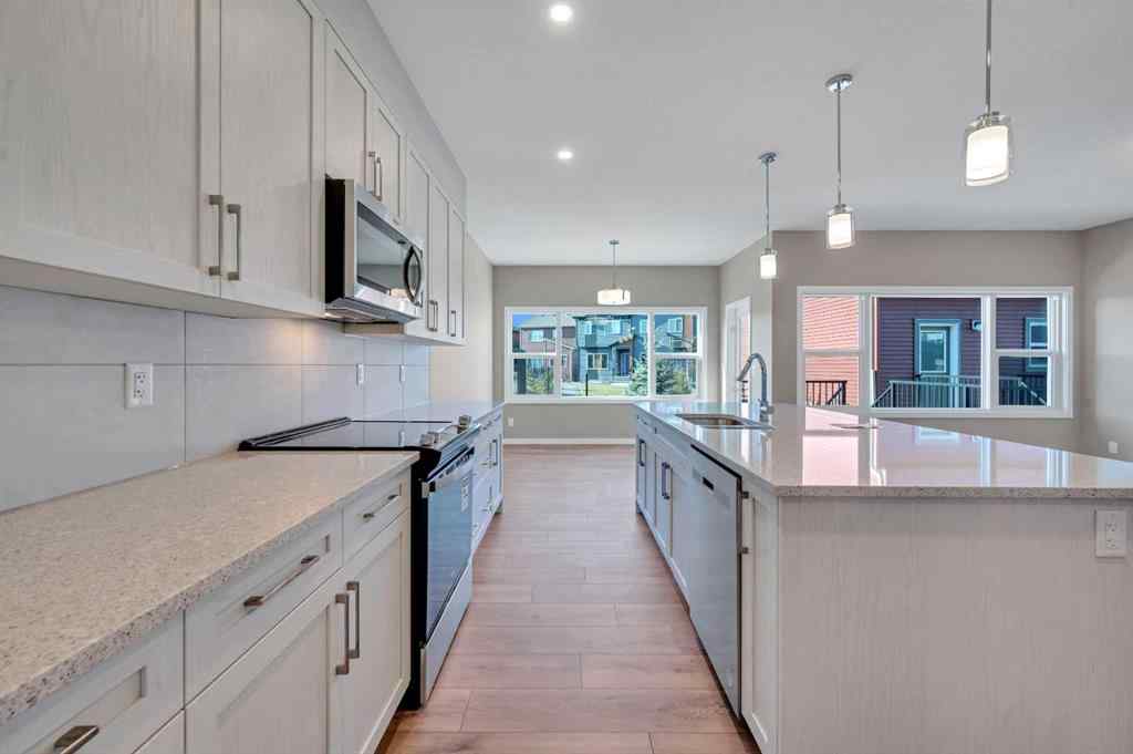 MLS® A2256013 - 152 Wolf Hollow Manor SE in Wolf Willow Calgary, Residential