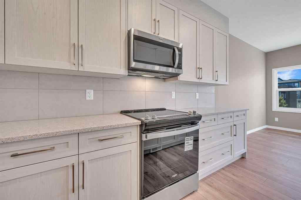 MLS® A2256013 - 152 Wolf Hollow Manor SE in Wolf Willow Calgary, Residential