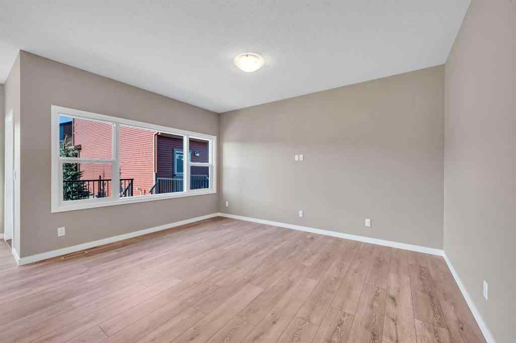MLS® A2256013 - 152 Wolf Hollow Manor SE in Wolf Willow Calgary, Residential