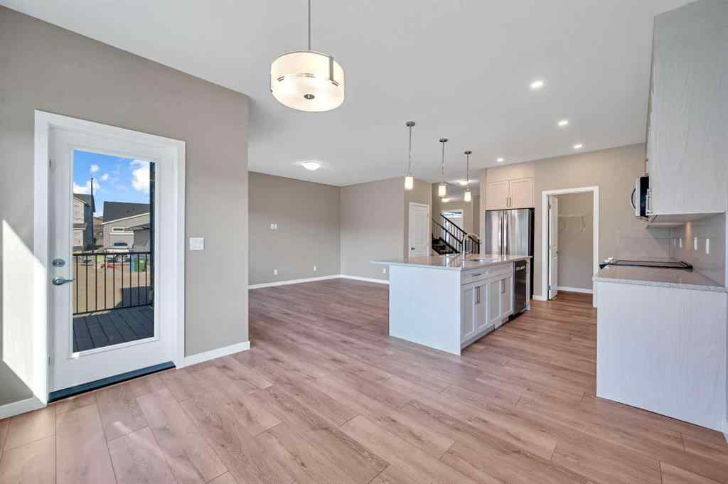 MLS® A2256013 - 152 Wolf Hollow Manor SE in Wolf Willow Calgary, Residential
