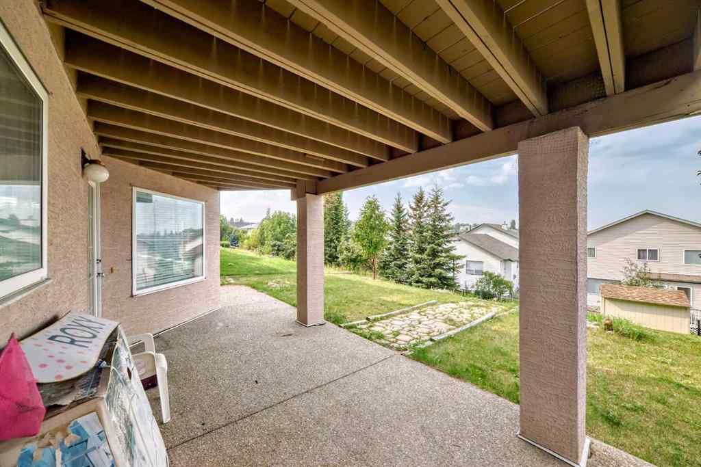 MLS® A2256021 - 307 Edgebrook Park NW in Edgemont Calgary, Residential
