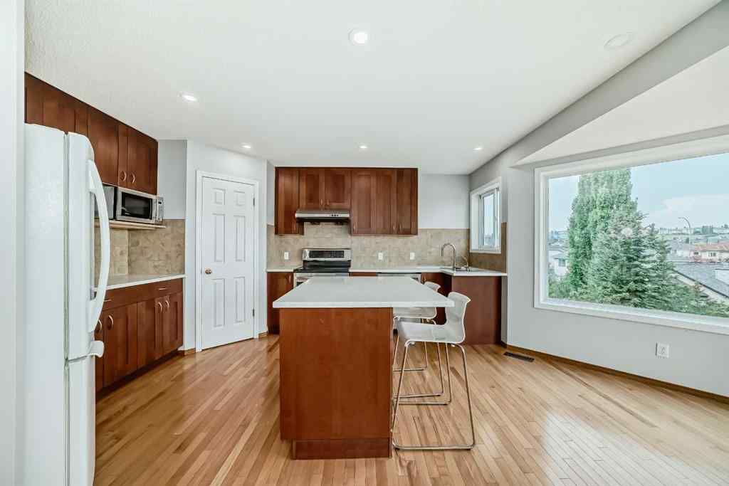 MLS® A2256021 - 307 Edgebrook Park NW in Edgemont Calgary, Residential