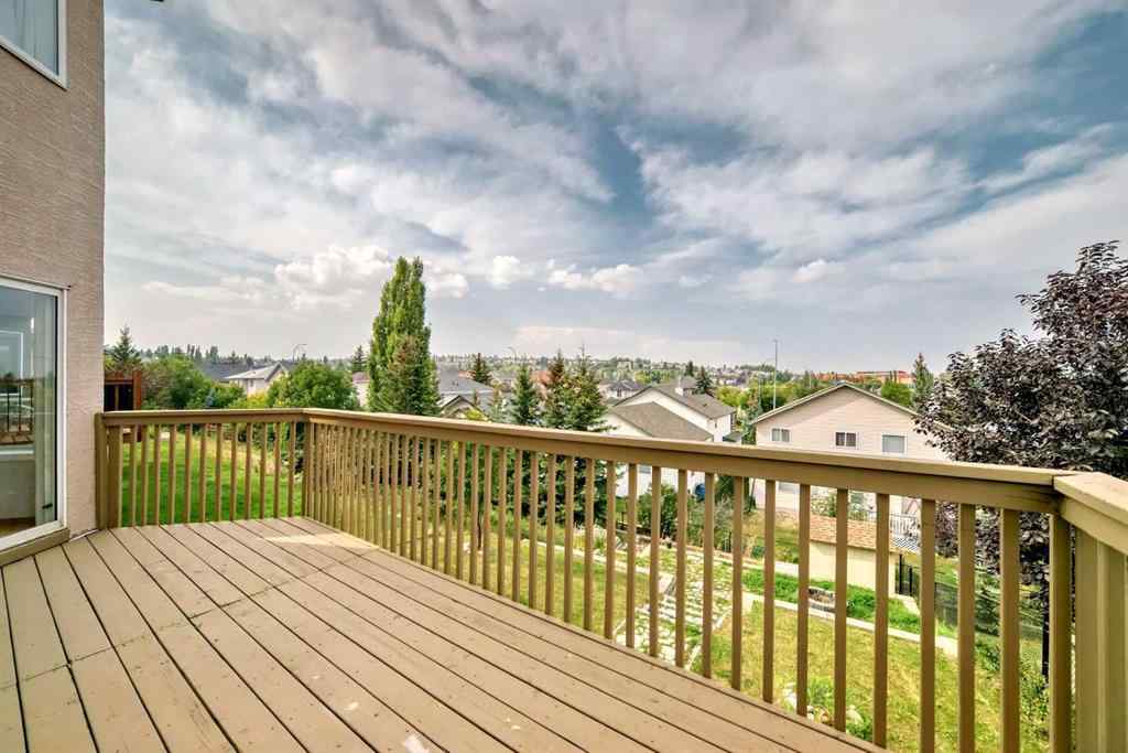 MLS® A2256021 - 307 Edgebrook Park NW in Edgemont Calgary, Residential