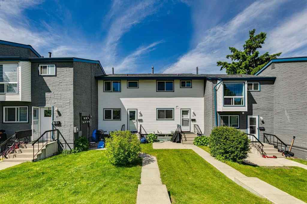 MLS® A2256026 - Unit #12 6440 4 Street NW in Thorncliffe Calgary, Residential