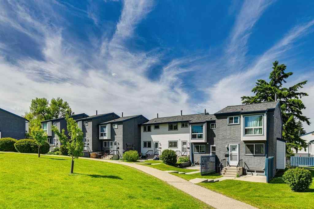 MLS® A2256026 - Unit #12 6440 4 Street NW in Thorncliffe Calgary, Residential