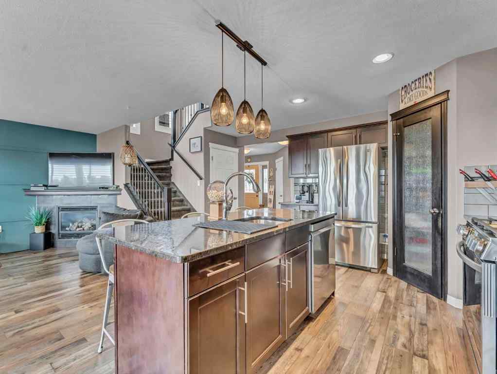 MLS® A2256031 - 518 Somerside View SE in Southland Medicine Hat, Residential