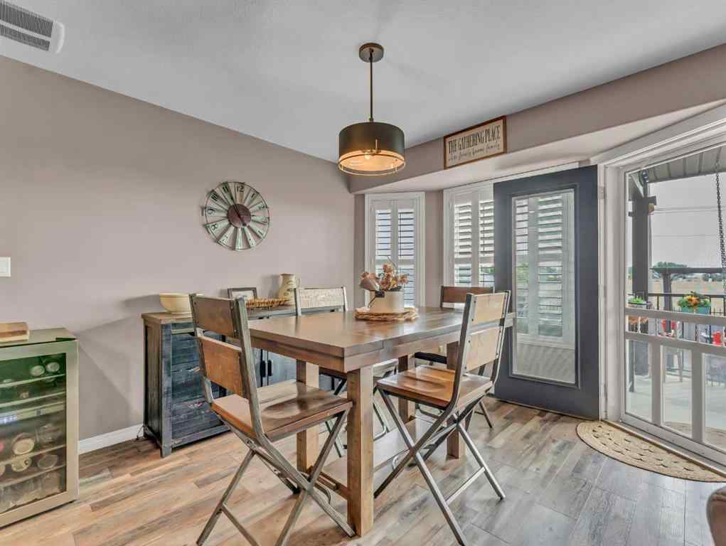 MLS® A2256031 - 518 Somerside View SE in Southland Medicine Hat, Residential