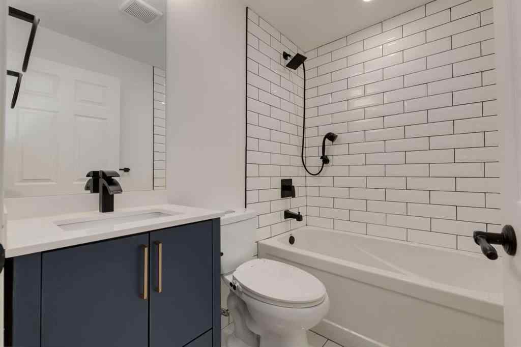 MLS® A2256033 - 3910 3 Street NW in Highland Park Calgary, Residential