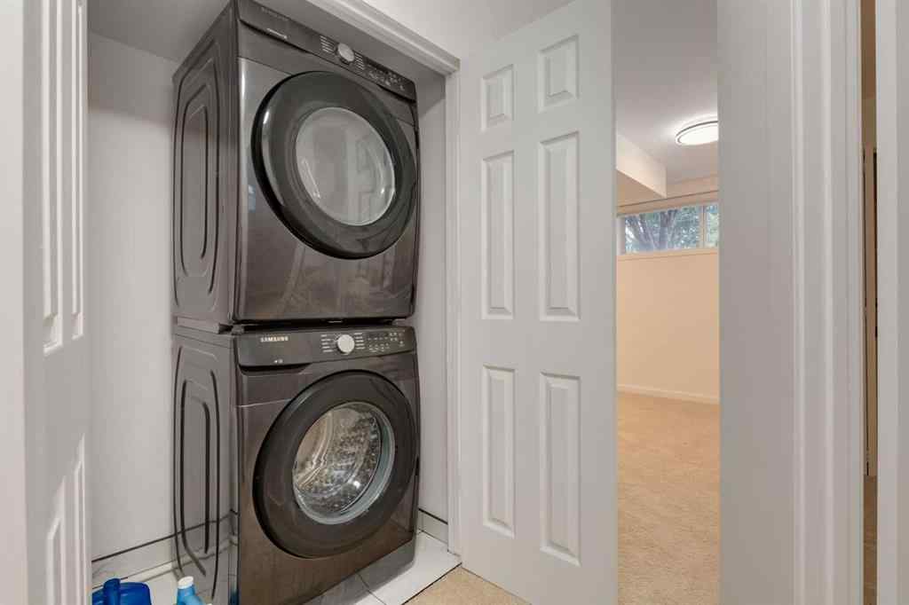 MLS® A2256033 - 3910 3 Street NW in Highland Park Calgary, Residential