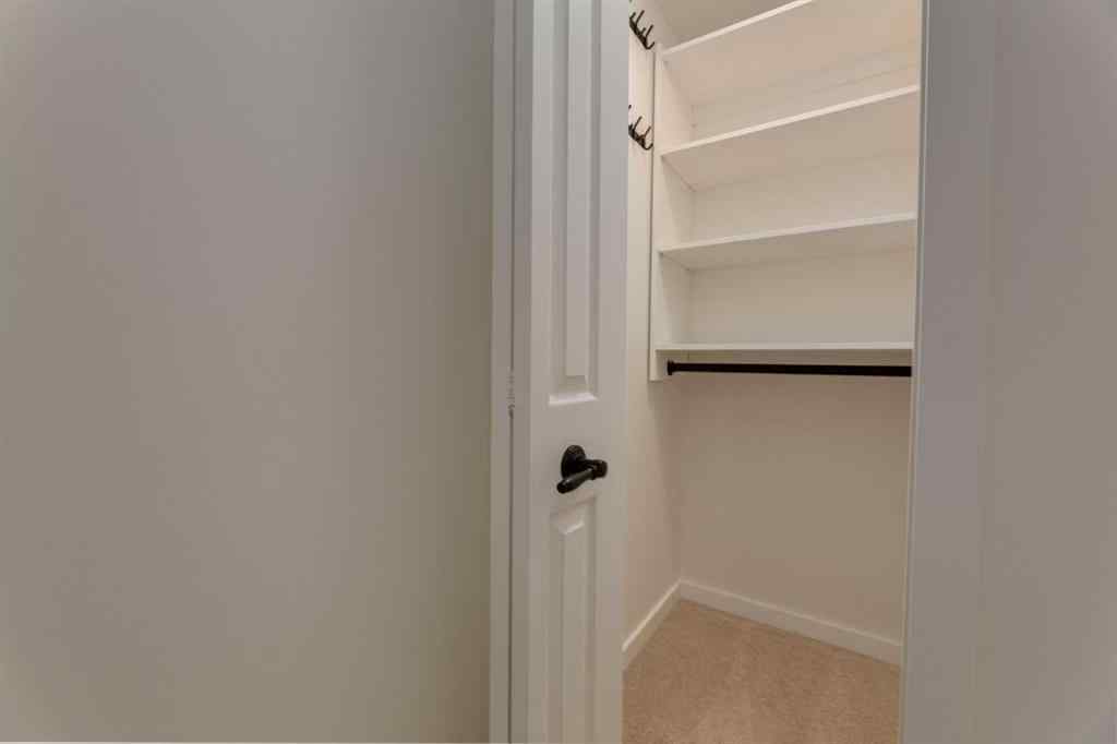 MLS® A2256033 - 3910 3 Street NW in Highland Park Calgary, Residential