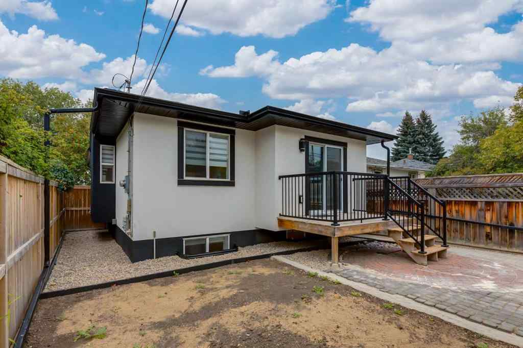 MLS® A2256033 - 3910 3 Street NW in Highland Park Calgary, Residential