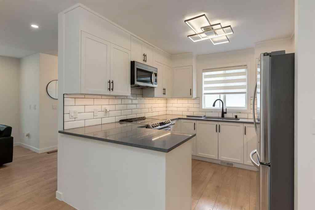 MLS® A2256033 - 3910 3 Street NW in Highland Park Calgary, Residential